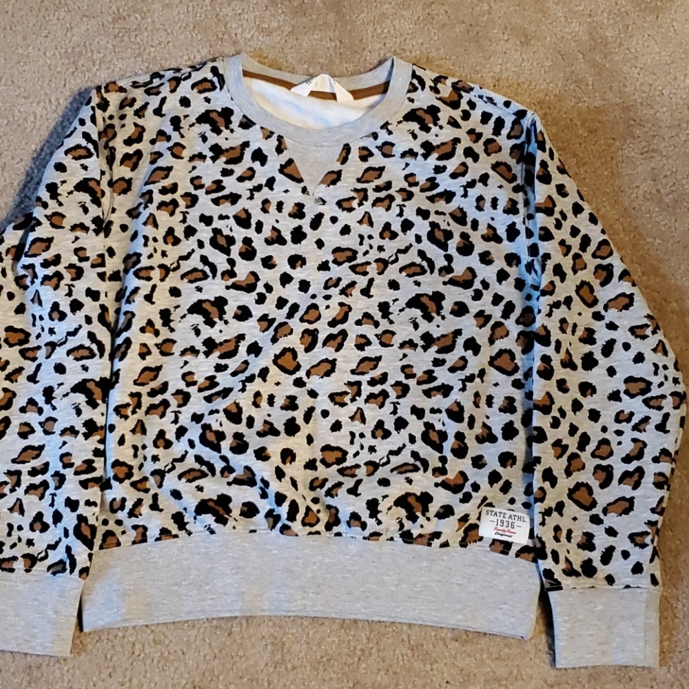 HM Gray Leopard Sweatshirt Small